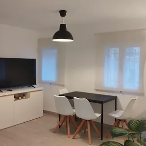 Moderno A 1km De Apartamento